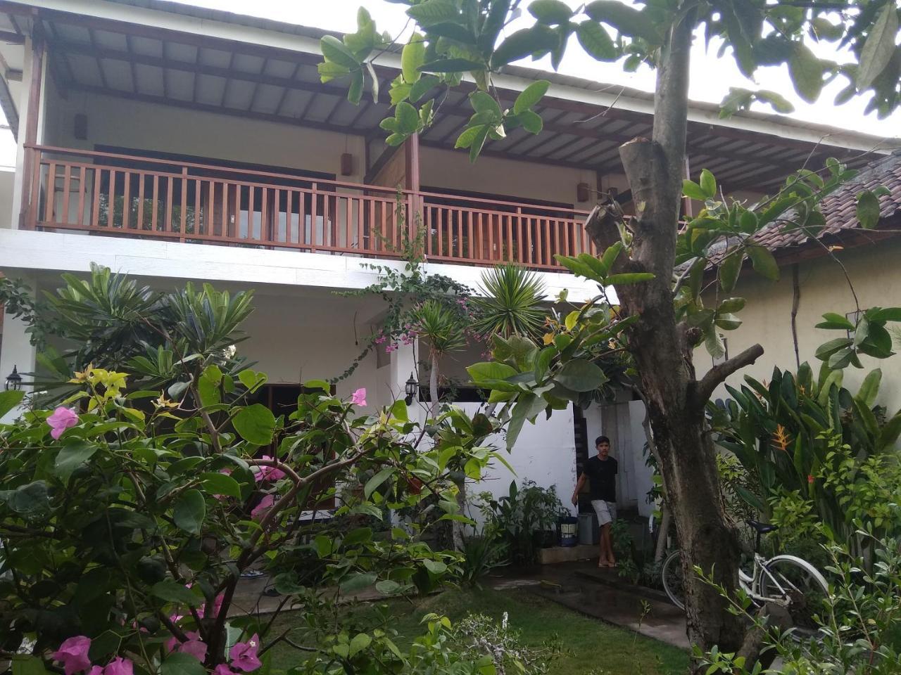 Bed and Breakfast Dili Gili Gili Trawangan Zewnętrze zdjęcie